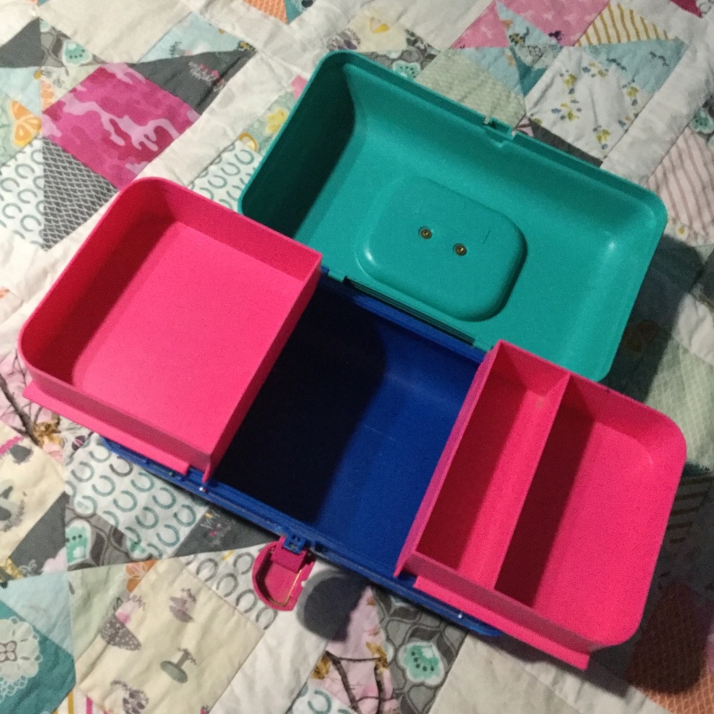 Used Sewing/Craft Box - Picture 3 of 3